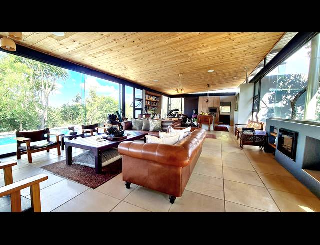 6 BEDROOM HOUSE SOLD IN LEEUWFONTEIN ESTATE